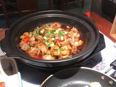 馋嘴牛蛙-松沪名灶·豆浆鱼头·新上海菜(飞航吾悦广场店)