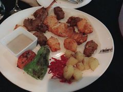 -Efes Turkish & Mediterranean Cuisine 艾菲斯餐厅(陆家嘴店)