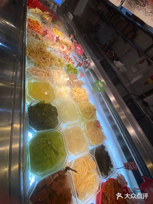 成都你六姐·牛肉冒菜(上海环宇荟店)图片