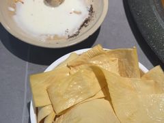 -生活如沸·顺德水牛奶火锅(大学路店)