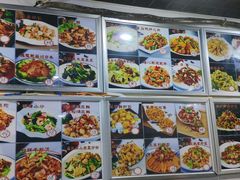 -鑫渔港海鲜本地菜·山海关浑锅(东戴河店)