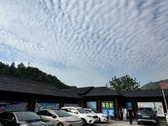 -安吉龙王山峡谷漂流