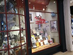 -西西弗书店&矢量咖啡(壹方购物中心店)