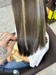 -藤野造型烫发染发