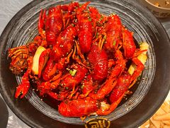 -肥肥虾庄·金牌油焖大虾(东湖欢乐谷店)