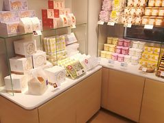 零售区-好利来(团结湖店)