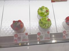 -花花卷卷·鲜食蛋糕(泉屋店)
