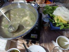 -正宗简阳羊肉汤(荣盛·布鲁明顿广场店)