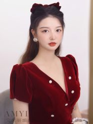 -艾米丽婚纱礼服