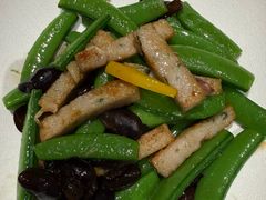 翠豆炒顺德鱼崧-侨美食家·粤菜(体育西路店)
