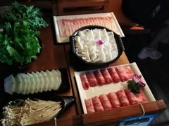 -旺晖本帮骨头煲·深夜火锅(梅园路店)