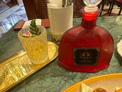-秘密旅行Bonjour(黑金冠 江南西店)
