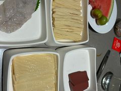 -海底捞火锅(杭州萧山宝龙广场店)