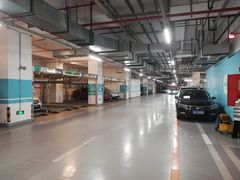 -虹桥天地-停车场