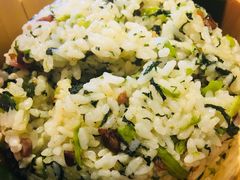 -新梅华·茶点餐厅(欧尚店)