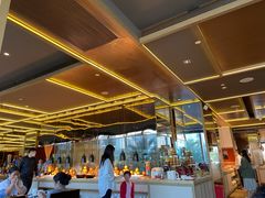 -大中华希尔顿酒店-念自助餐·嗨啤·小龙虾