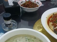 -湖南人家湘菜馆(镇江路店)