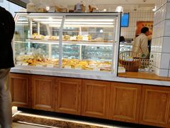 面包甜点陈列柜-老大昌(淮海中路店)