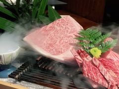 -铭牛烧肉·和牛海鲜自助(高新月牙湖店)