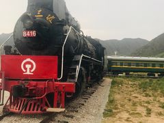 -百里峡七彩艺术小镇