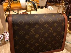 -Chanel(德基广场店)