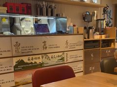 -必胜客(WOW昙华林店)