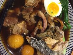 无牌小范必食车仔面-無牌小范·香港明星美食