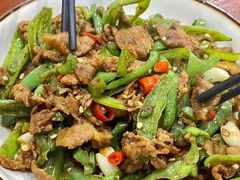 -湖南人家湘菜馆(镇江路店)