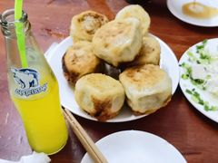 -宝瑞门钉肉饼店