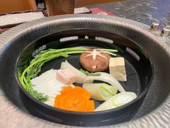 -牛YO寿喜烧·铁板烧和牛火锅自助(市府恒隆店)