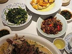 -围龙屋客家食府(福田店)