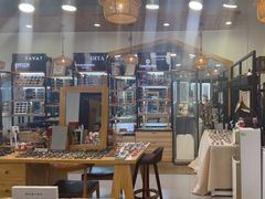 -肆兮眼镜·蔡司·徕卡战略合作店(大坪店)
