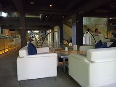 -穹六人间 people 6(岳阳路店)