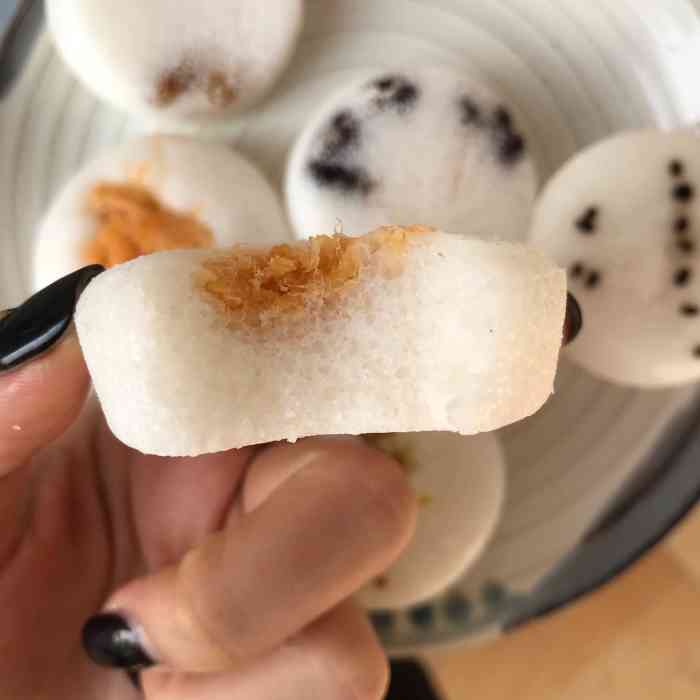 泰国香米糕-"麓山南路上,岳麓山脚下一家新开的小吃店,.