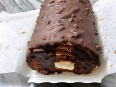 脆皮巧克力蛋糕卷-小西家作(富力爱丁堡店)