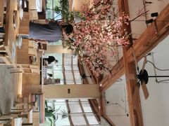 -蜜桃餐厅·伴山(湖滨商业街店)