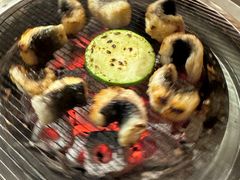 -围炉肉舍•炭烤活鳗•丹东海鲜烤肉(步行街店)