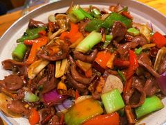 铁锅三脆-老滇山寨•云南特色菜•地方菜•民族风情歌舞表演(金碧店)