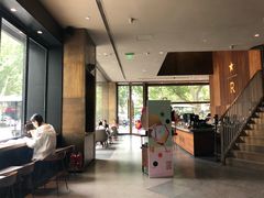 -星巴克臻选(南京艾尚天地店)