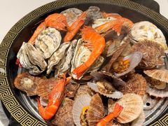 老灶蒸汽海鲜锅-巧克力渔家.小船海鲜胶东菜(三浴场店)