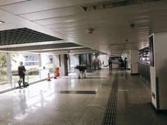 -虹桥火车站-停车场