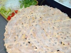 -官塘陈记鱼生·潮汕砂锅粥·牛肉火锅(潮枫路总店)