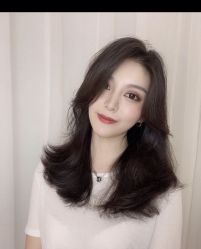 -变画·发型STUDIO