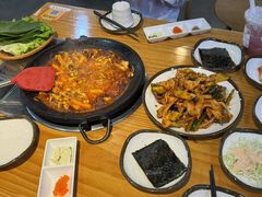 -红辣椒八爪鱼特色韩国料理专门店(远景路旗舰店)