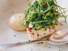 烤海鲈鱼配百里香奶油-BOR Eatery(安福路店)