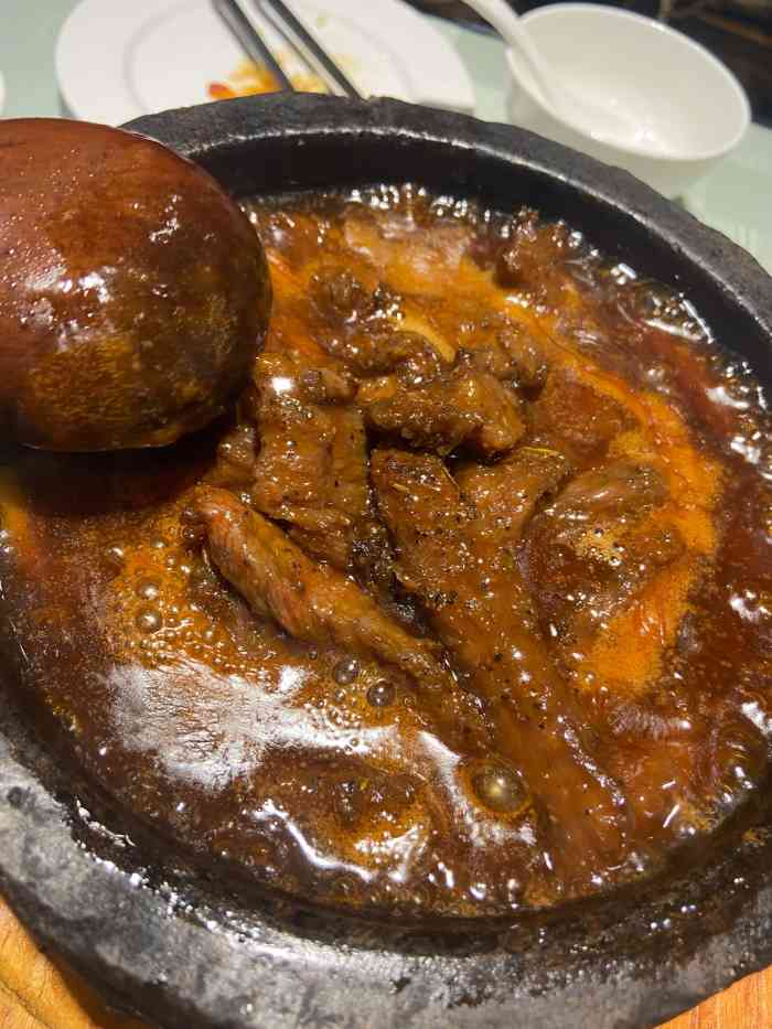 梁家菜(惠河南街店)-"单位附近,梁天开的的梁家菜.中午和同事.