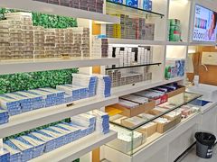 -光明眼镜·蔡司授权(徐泾店)