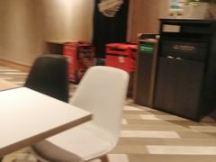 -肯德基(中纬店)