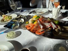 -AZUR聚(香格里拉饭店)