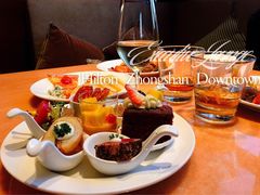 -中山利和希尔顿酒店